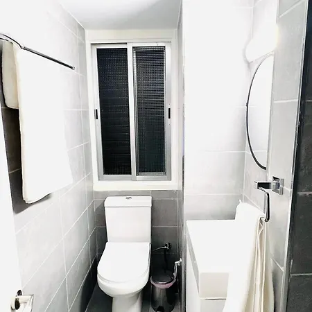 Apartment Cosy Sunny One Bedroom