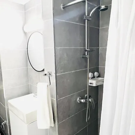 Apartment Cosy Sunny One Bedroom